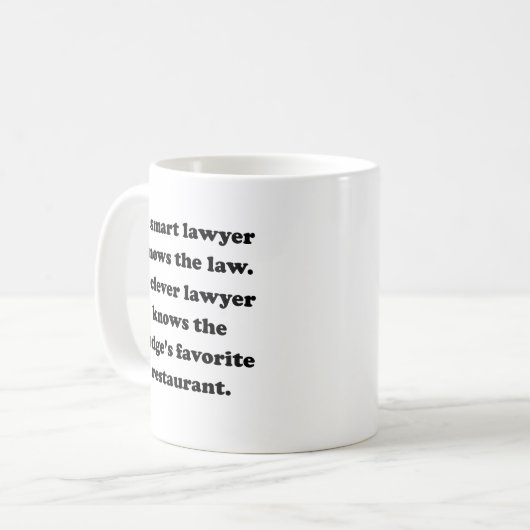 Ein kluger Rechtsanwalt Kaffeetasse (Vorderseite Links)