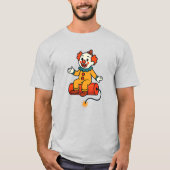 Ein komischer Clown, der auf einem fiktiven Dynami T-Shirt (Vorderseite)