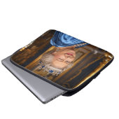 Ein königlicher Wink Nr. 2 Laptopschutzhülle (Vorne Knopf)