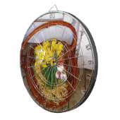 Ein Körbchen mit gelben Eizellen und blumengeschmü Dartscheibe (Vorderseite rechts)