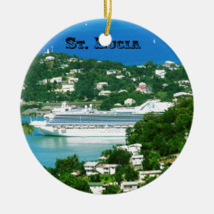 Ein Kreuzschiff angekoppelt bei St Lucia Keramikornament
