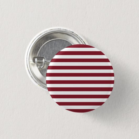 Ein kühner Look: Ein feines rotes und weißes Strei Button (Vorne & Hinten)