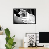 Ein Künstler am Arbeitsplatz Poster (Heimbüro)