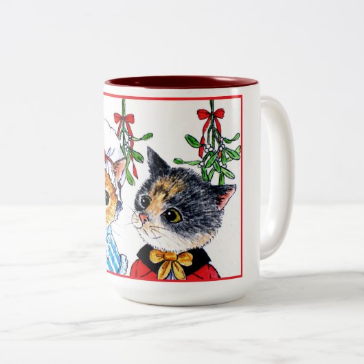 Ein Kuss unter dem Mistelzweig Zweifarbige Tasse (VorderseiteRechts)