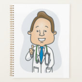 Ein lächelnder Arzt, der mit Stethoskop die Daumen Planer (Vorderseite)