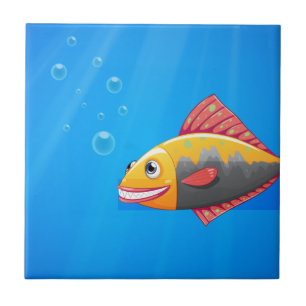 Ein lächelnder Fisch im Ozean Fliese