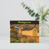 Ein ländliches Dorf in Madagaskar Postkarte (Stehend Vorderseite)