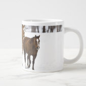Ein landschaftlicher Winter Jumbo-Tasse (Rechts)