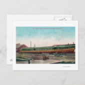 Ein langer Baumkronen-Log über Eisenbahnstrecken Postkarte (Vorne/Hinten)