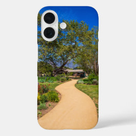 ein langer, kurvenreicher Weg zu den Descanso Gard iPhone 16 Hülle