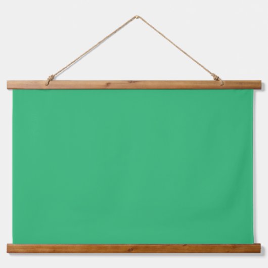 Ein lebendiges grünes Blatt mit prominenten Venen Wandteppich Mit Holzrahmen (Vorderseite)