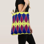 Ein lebendiges, vielfarbiges klassisches Design Tasche (Von Nahem)