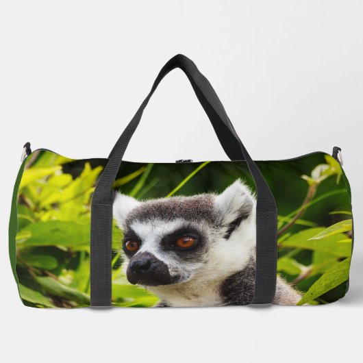 Ein Lemur Madagaskars auf einer Mülltüte Duffle Bag (Vorderseite)