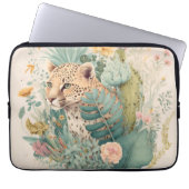 Ein Leopard hinter dem Busch Laptopschutzhülle (Vorderseite)