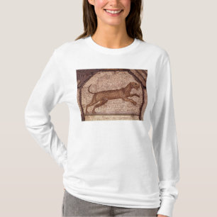 Ein Leopard T-Shirt