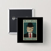 Ein Leser erlebt tausend Leben Bibliophile Weishei Button (Vorne & Hinten)