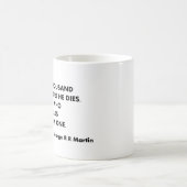 Ein Leser lebt tausend Leben, bevor er stirbt. Kaffeetasse (Mittel)