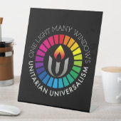 Ein Licht, viele Fenster Unitarismus Universalismu Sockelschild (In Situ)