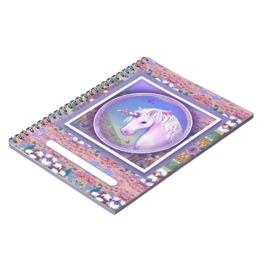 Ein lila Paradies-Notebook Notizblock (Linke Seite)