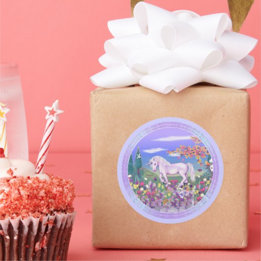 Ein Lila Paradies Runder Aufkleber (Party)