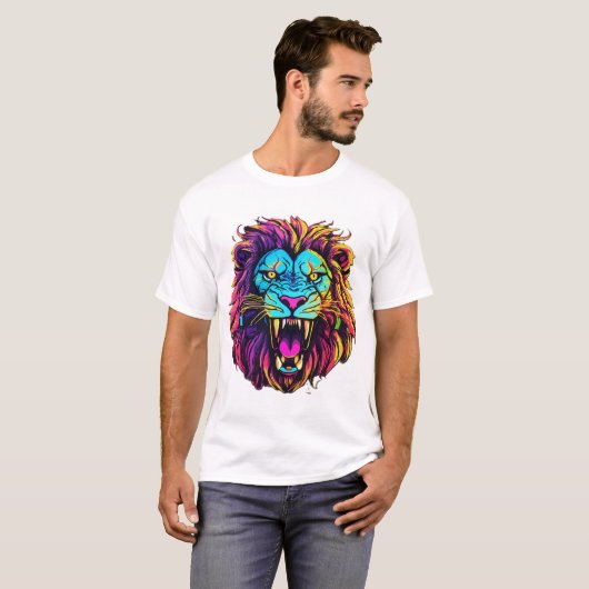 ein lionenwütendes Gesicht mit einer Schlange um i T-Shirt (Vorne ganz)