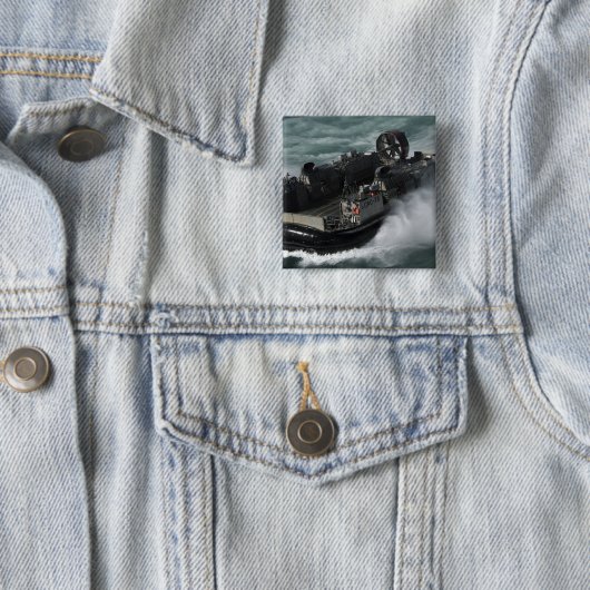 Ein Luftpolster der US-Marine Button (Beispiel)