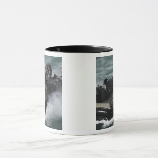 Ein Luftpolster der US-Marine Tasse (Zentrum)