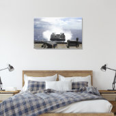 Ein Luftpolster für Landefahrzeuge Leinwanddruck (Insitu (Schlafzimmer))