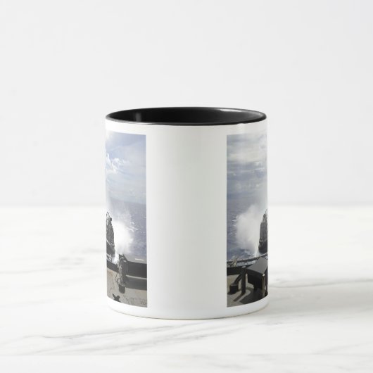 Ein Luftpolster für Landefahrzeuge Tasse (Zentrum)