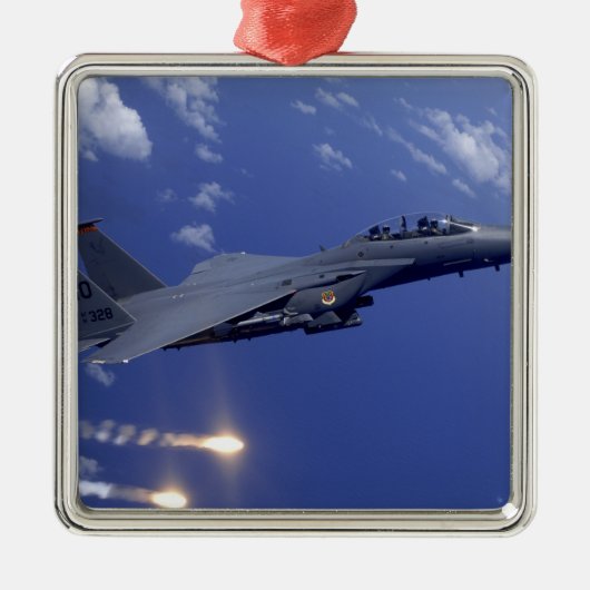 Ein Luftwaffe F-15E Strike Eagle Silbernes Ornament (Vorne)