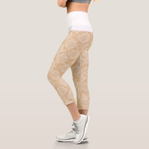 Ein luxuriöses indisches Hochzeitskleid mit Detail Capri Leggings