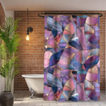 Ein luxuriöses violett getöntes Buntglas-Muster