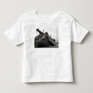 Ein M88A2 Herkules Erholungs-Fahrzeug Kleinkind T-shirt