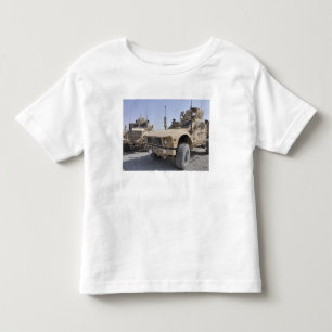 Ein M-ATV Bergwerk-beständiger Hinterhalt schütz Kleinkind T-shirt