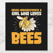 Ein Mädchen, das Bienen Liebe Weinetikett (Einzelnes Label)