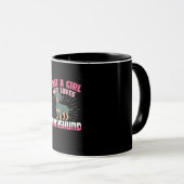 Ein Mädchen, das Dackel Lieben Tasse (VorderseiteRechts)