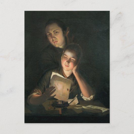 Ein Mädchen, das einen Brief von Candlelight liest Postkarte (Vorderseite)