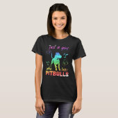 Ein Mädchen, das Pitbulls liebt T-Shirt (Vorne ganz)