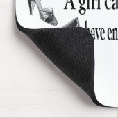 ein Mädchen kann genügende Schuhe nie haben Mousepad (Ecke)