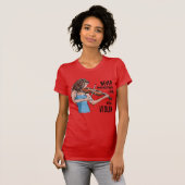 Ein Mädchen mit einem Violin-T-Shirt T-Shirt (Vorne ganz)
