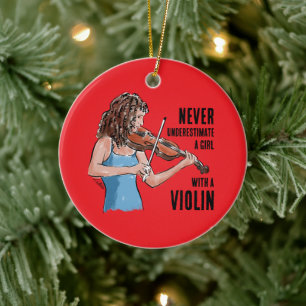Ein Mädchen mit einem Violinenschmuck Keramik Ornament