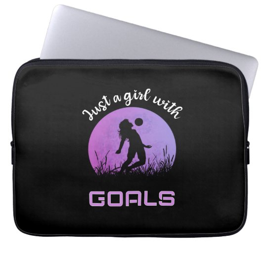 Ein Mädchen mit Toren schöner Fußball Laptopschutzhülle (Vorderseite)