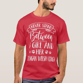 Ein Mädchen und ihre Kardigan Walisisch Corgi Mama T-Shirt