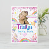 Ein magisches Einhorn zum 4. Geburtstag Einladung (Stehend Vorderseite)