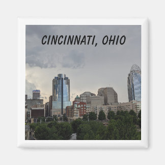 Ein Magnet mit einem Foto Cincinnati, Ohio.