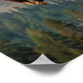 Ein majestätischer Adler stürzt stolz in einem nah Poster (Ecke)