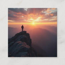 Ein majestätischer Sonnenaufgang vom Gipfel des Be