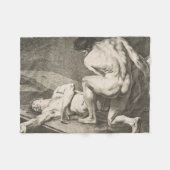 Ein Mann hebt die Legen eines anderen Mannes Fleecedecke (Vorderseite (Horizontal))