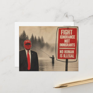 Ein Mann mit einer roten Mütze steht im Sumpf Postkarte