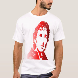 Ein Mann mit schwerem Haar, in Rottönen dargestell T-Shirt